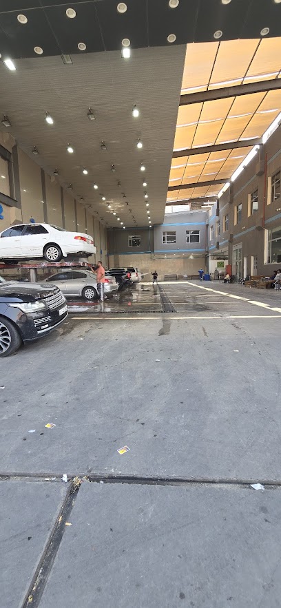 مركز شاطئ الفحيحيل لغسيل وتشحيم السيارات