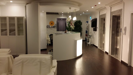 عيادة الدكتور علاء أكروف