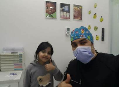 Dr. Momen Elnagar . Dentist for Kids & family دكتور مؤمن النجار