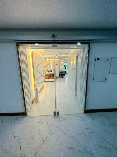 studio unit medical harbour center