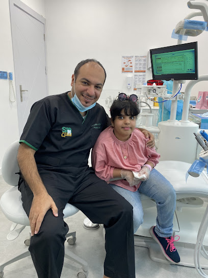 عيادة سن التخصصية للأسنان و ذا ديرماري للجلدية و التجميل