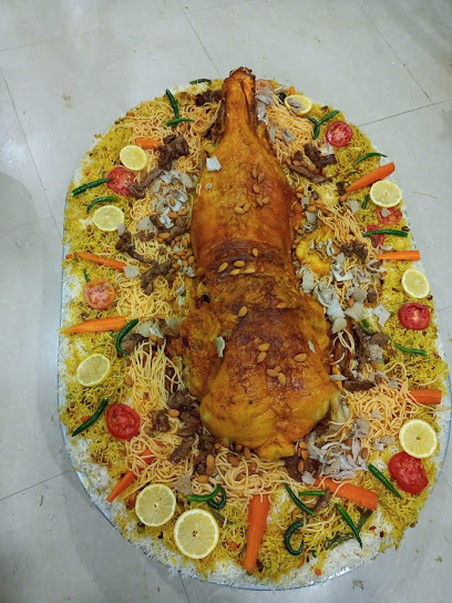 مطعم ومطبخ نوير للمثلوثة