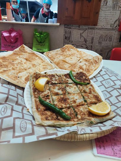 مطعم نزهة للماكولات الباكستانية