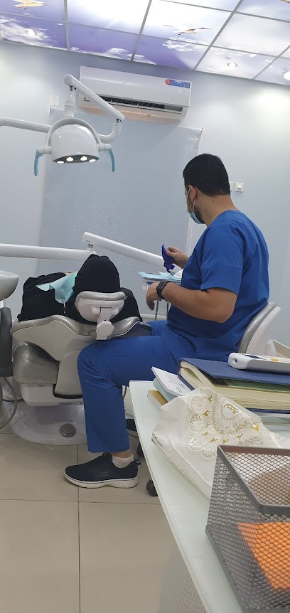 مجمع عناية لطب الاسنان الدكتور حسين