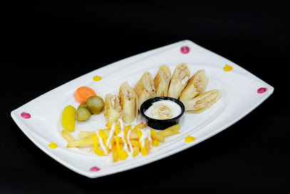 Shawarma and burger daana