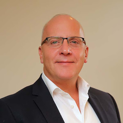 عيادة د.غسان الخياط - استشاري جراحة العظام والمفاصل