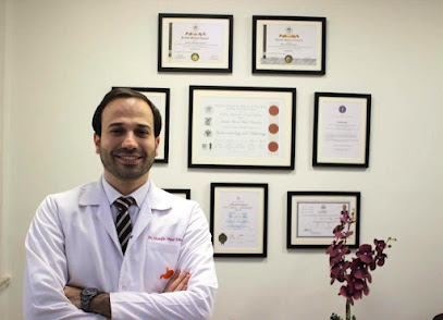 عيادة الدكتور مصطفى رمضان اخصائي الجهاز الهضمي والكبد والتنظير