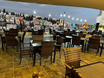 مطعم و مقهى قمر دين Qamar Deen Restaurant