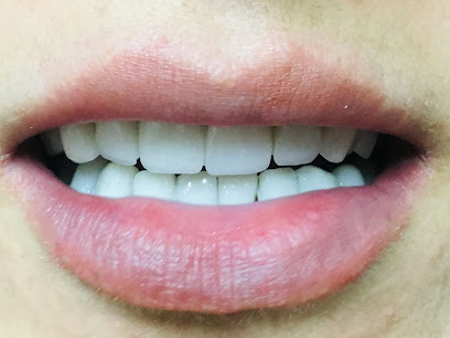 عيادة طب وجراحة الفم وزراعة الأسنان