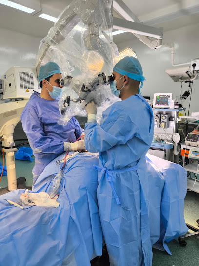 عيادة الدكتور عبدالحليم إبداح - اختصاصي جراحة الدماغ والأعصاب والعمود الفقري