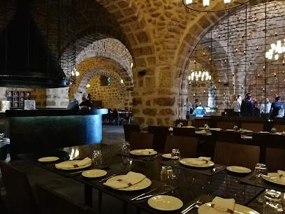 مطعم كان زمان Kan Zamaan Restaurant