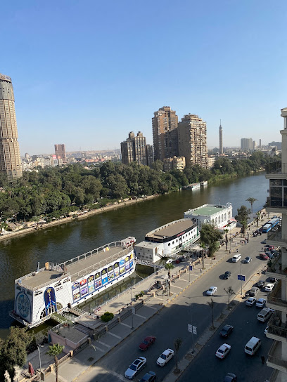 دكتور ايمن عبدالحليم