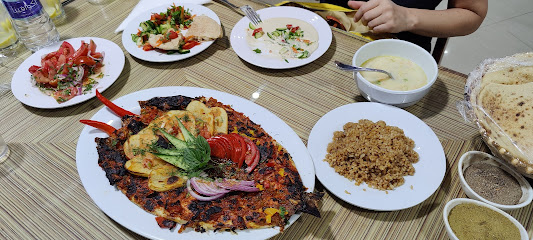 مطعم الدولفين