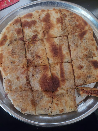 بيتزا الجامعه