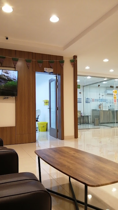 Durrat Alalami Dammam - مجمع درة العالمي لطب الأسنان فرع الدمام