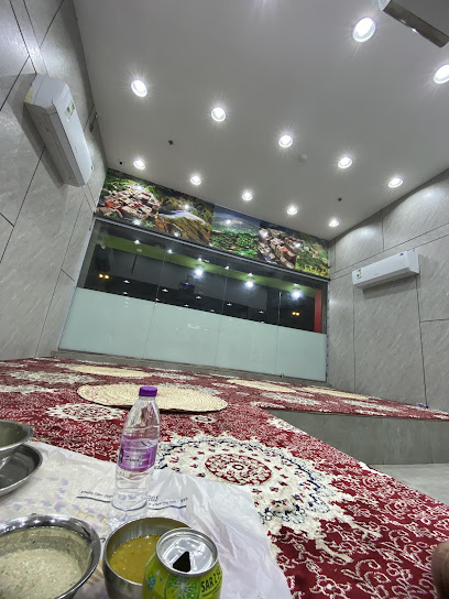 مطعم حكاية القرية اليمنية