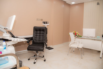 مجمع ايار السابع الطبي (جلديه وتجميل وليزر- اسنان - علاج طبيعي - تغذية علاجية)