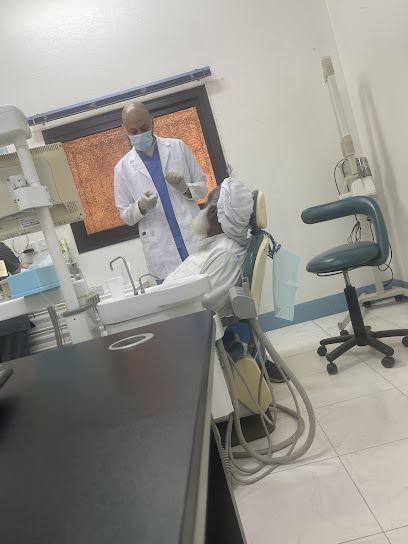 مستوصف ابن سينا لطب وجراحة الأسنان