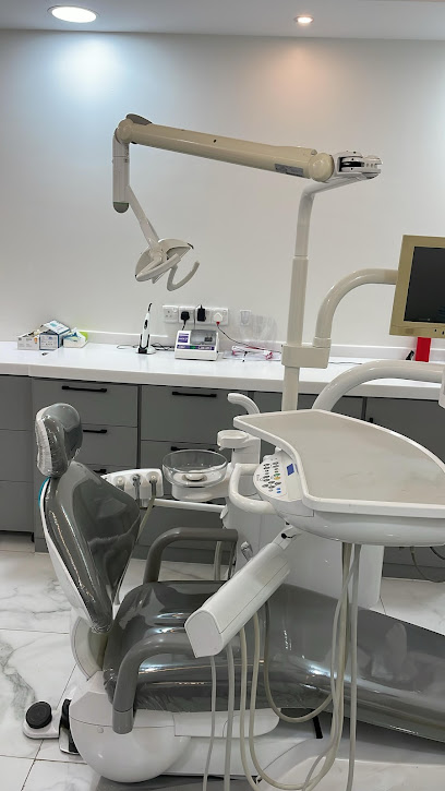 مجمع عيادات لوليا لطب الاسنان