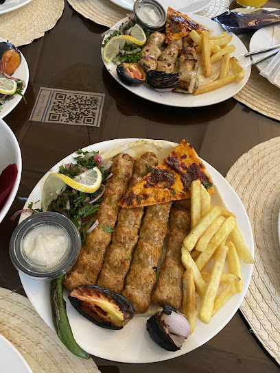 مطعم ابها التل