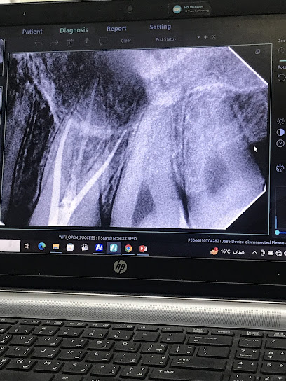 عيادة د/احمد ممدوح جاد الرب طب الفم وتجميل الأسنان