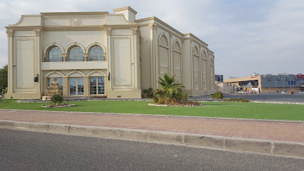 W LUXURY GYM