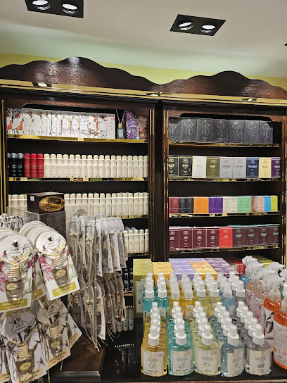 محل عطورات باسطنبول