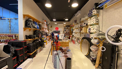 قمرة للاكترونيات ومستلزمات التصوير