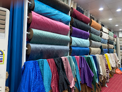 معرض الجزيرة المتميز للستائر الجاهزة