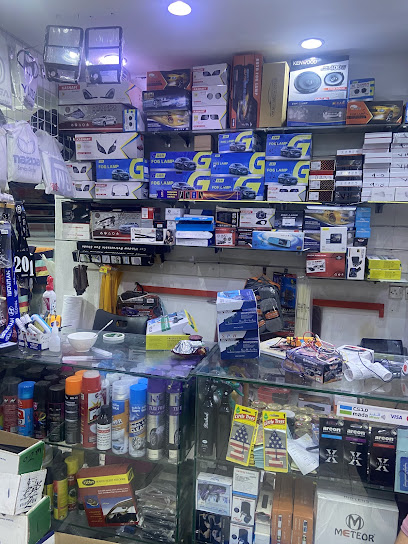 أسطورة الشرائع لزينة السيارات