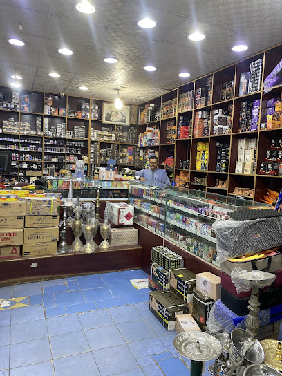 منزل الصقر للمعسلات البحيرات