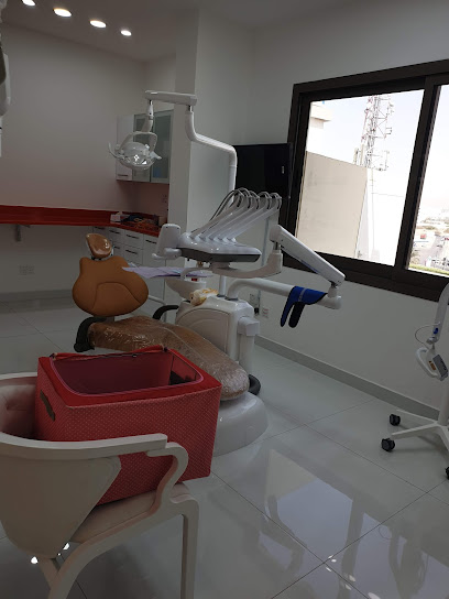Dento Surg, Dental & Implant Center