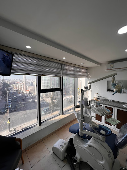 AlNishan Dental Center (dr.yazan bustanji& dr.saba)الدكتور يزن البستنجي طبيب اسنان
