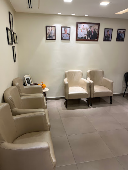 عيادة الدكتور محمد علي الحياري مستشار انف واذن و حنجرة