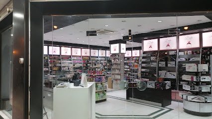 المصباح عطور وتجميل