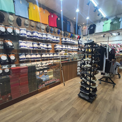 محل عطر وثوب للمستلزمات الرجالية