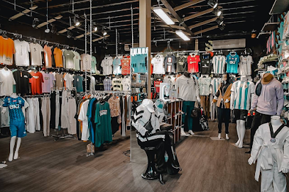 محل ملابس رياضية سبورنس spornes