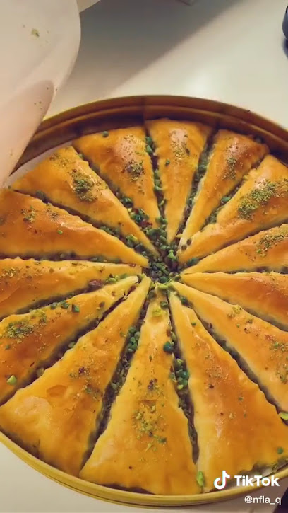 حلويات رفوف سويت