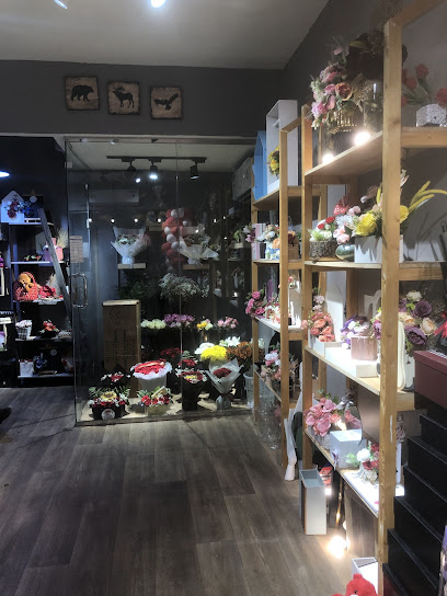 محل كاسا روز للزهور والهدايا