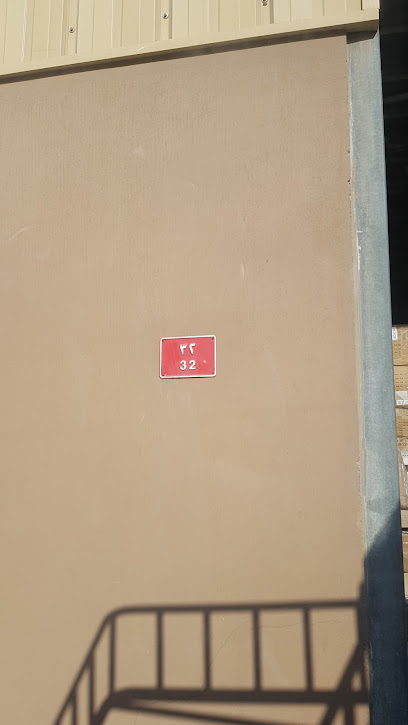 مستودعات شركة شبرا للملابس الجاهزة