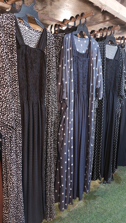 محل حسن للعبايات