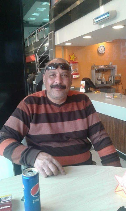 عبده للنجارة
