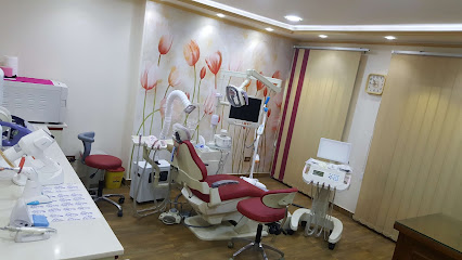 عيادات سكاي التخصصية