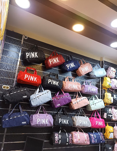 شركة المتوكل ALMUTWAKEL لتجارة شنط السفر وجميع انواع الشنط المستوردة جملة وجملة الجملة وقطاعي رقم المعرض 034430756