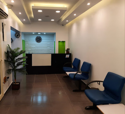 عيادة الدكتور وسام حميدو لطب و جراحة الفم و الأسنان