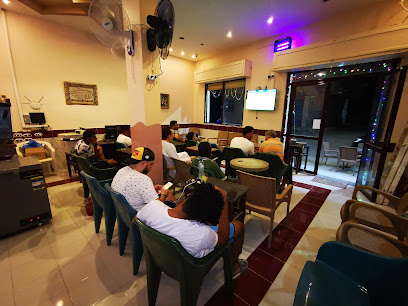 الفراعنه كوفي شوب وبلايستيشن