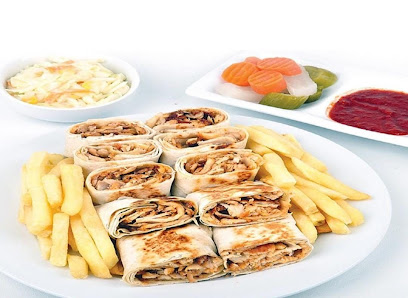 مطعم نهر الفاكهة للشاورما والعصائر الطازجة ينبع