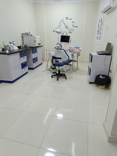 عيادة الدكتور احمد مجاهد لطب الفم والاسنان Mega dent