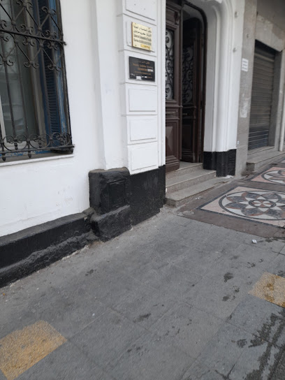 الدكتور الاخضر الابراهيمي chirurgidne orthopedie-traumatogiene