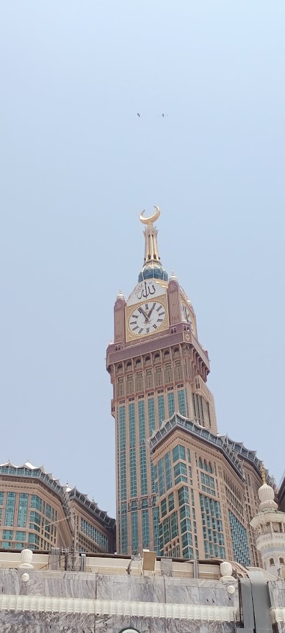 شقق سكنية (مجمع الأمير مشاري بن عبد العزيز السكني )